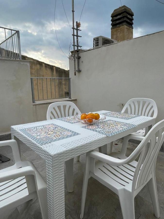 Casa Vacanze al Trenta3 Marsala Esterno foto